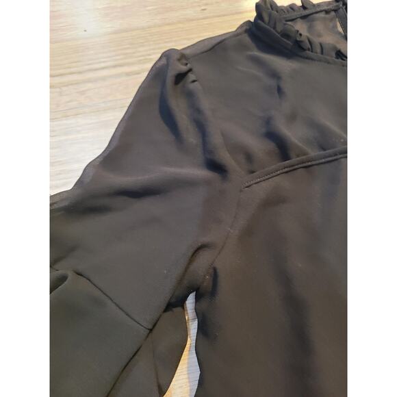 Monteau Los Angeles medium women's high neck blouse - Picture 2 of 8